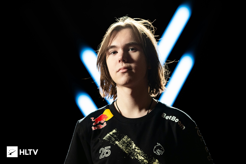 校园中的 校园中的